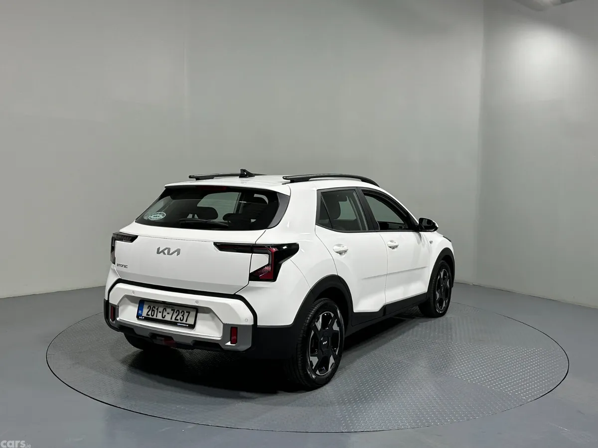 Kia Stonic SUV, Petrol, 2026, White