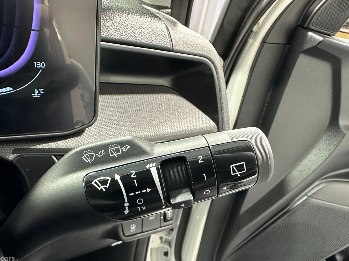 Kia Stonic SUV, Petrol, 2026, White