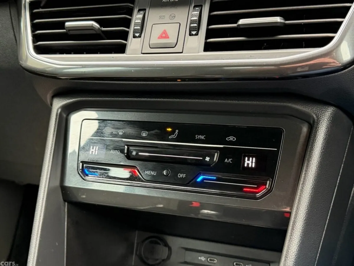 SEAT Tarraco Estate, Diesel, 2023, White