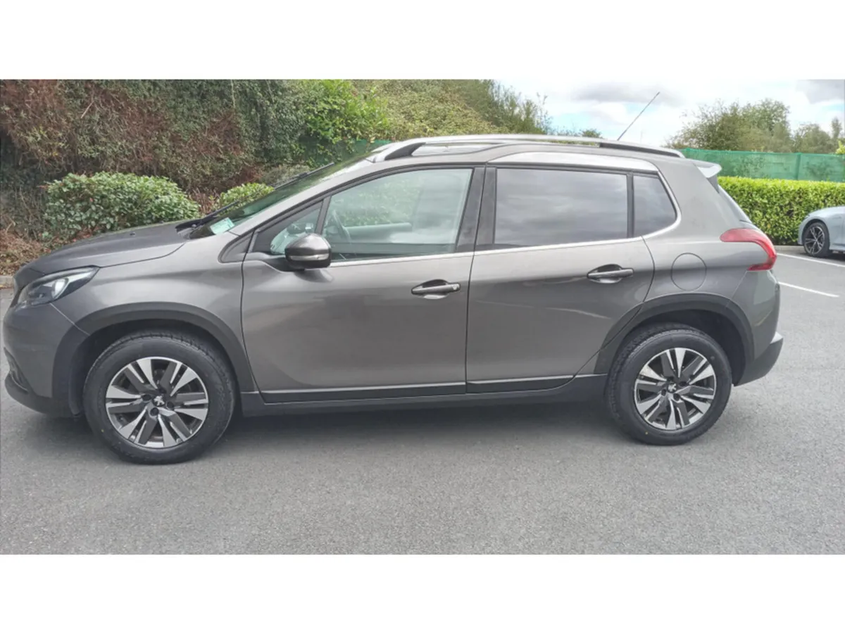 Peugeot 2008 Estate, Diesel, 2017, Grey