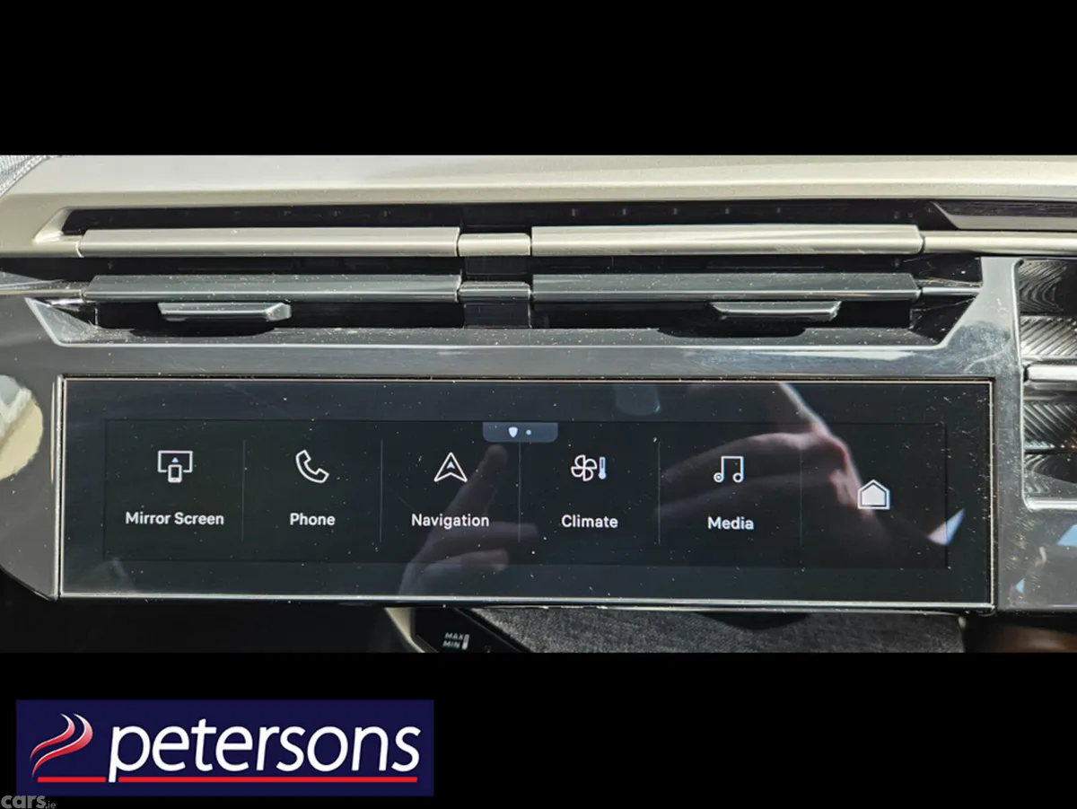 Peugeot 5008 MPV, Petrol Hybrid, 2025, Blue