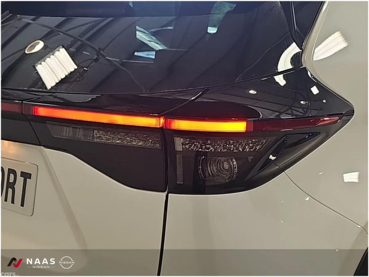 Toyota Yaris Cross MPV, Petrol Hybrid, 2024, White