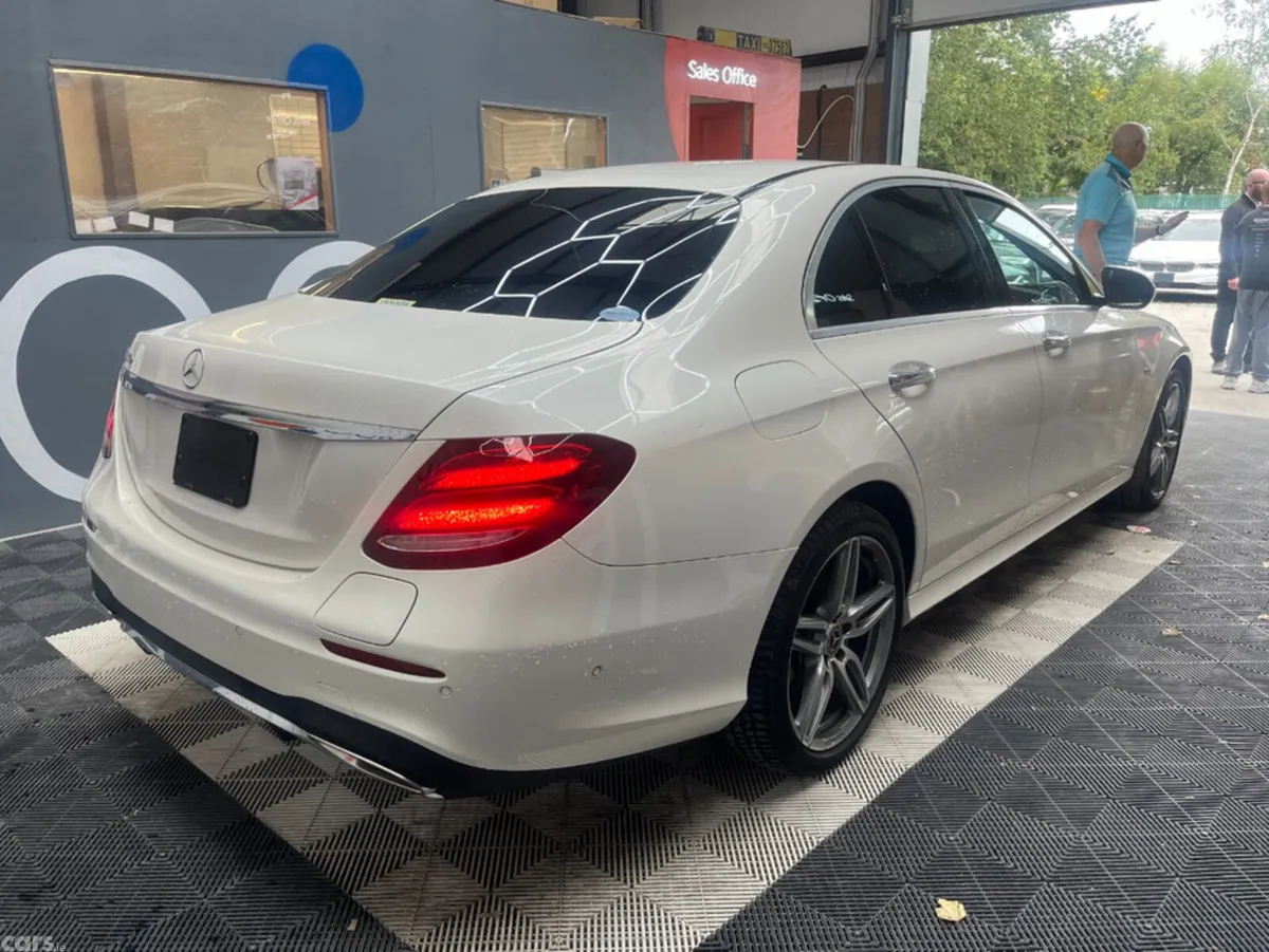 Mercedes-Benz E-Class Saloon, Petrol Plug-in Hybrid, 2017, White