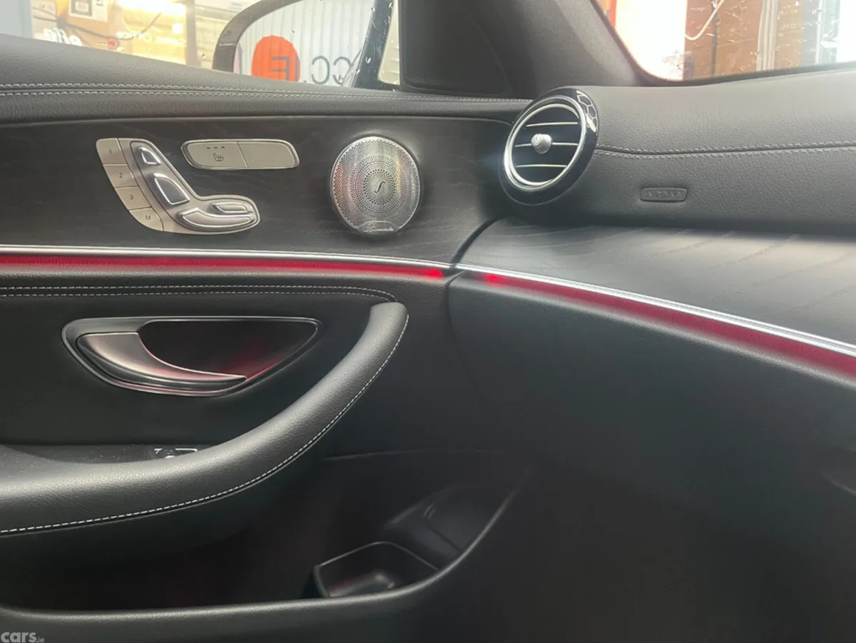 Mercedes-Benz E-Class Saloon, Petrol Plug-in Hybrid, 2017, White