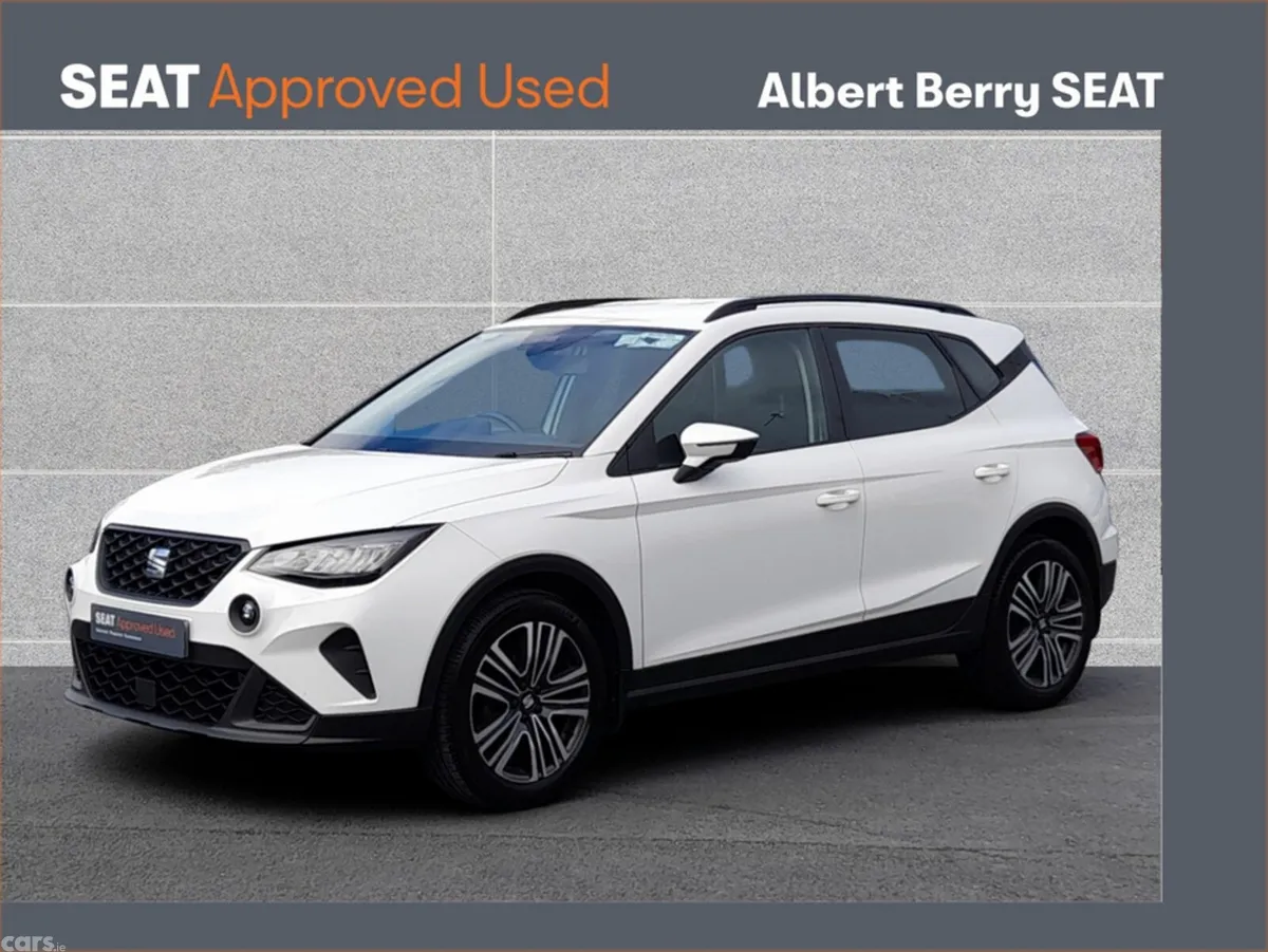 SEAT Arona Hatchback, Petrol, 2022, White