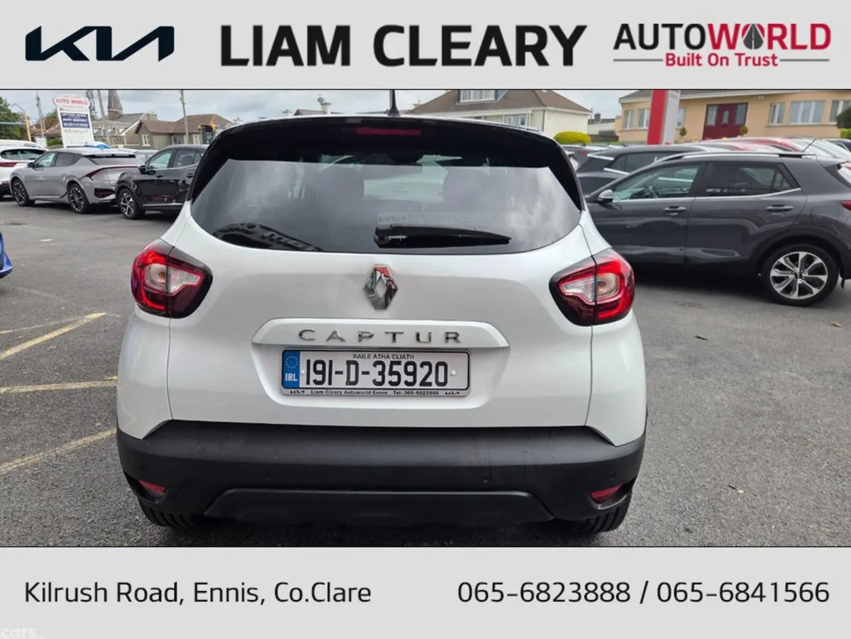 Renault Captur Hatchback, Petrol, 2019, White