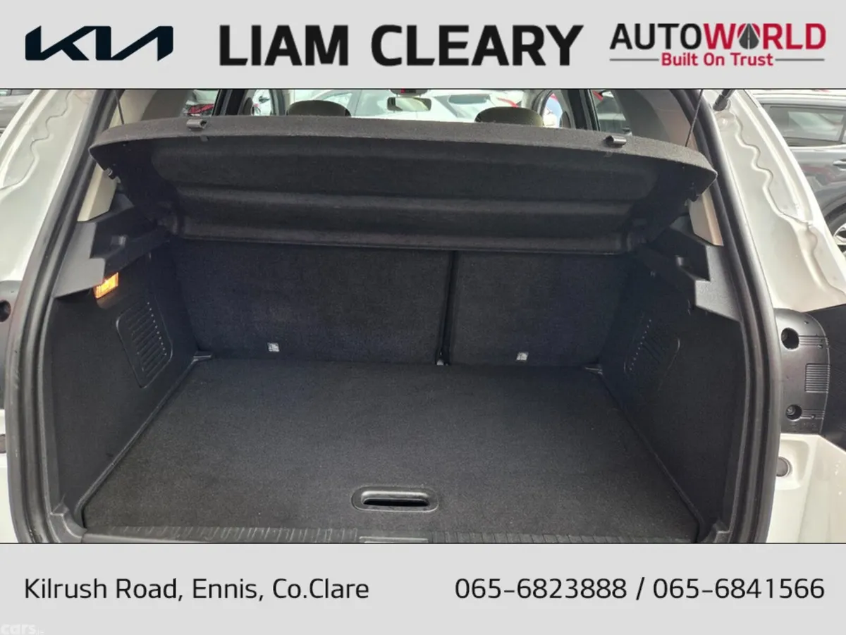 Renault Captur Hatchback, Petrol, 2019, White