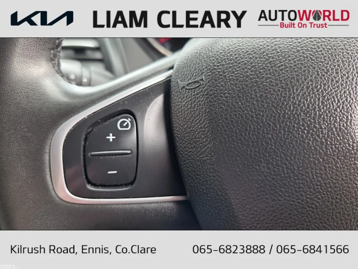 Renault Captur Hatchback, Petrol, 2019, White
