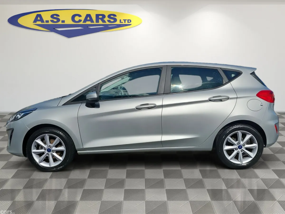 Ford Fiesta Hatchback, Petrol, 2018, Grey