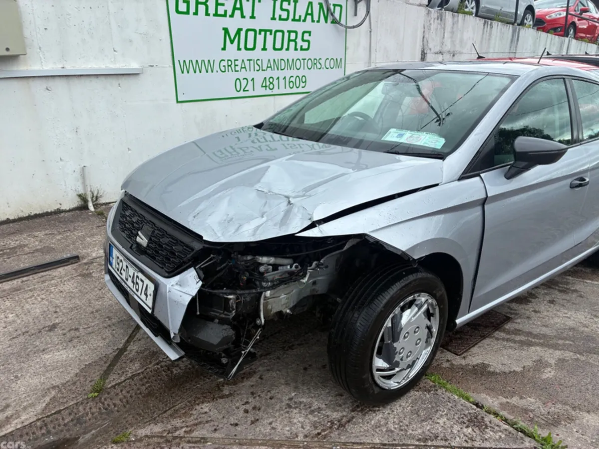 SEAT Ibiza Hatchback, Petrol, 2019, Silver