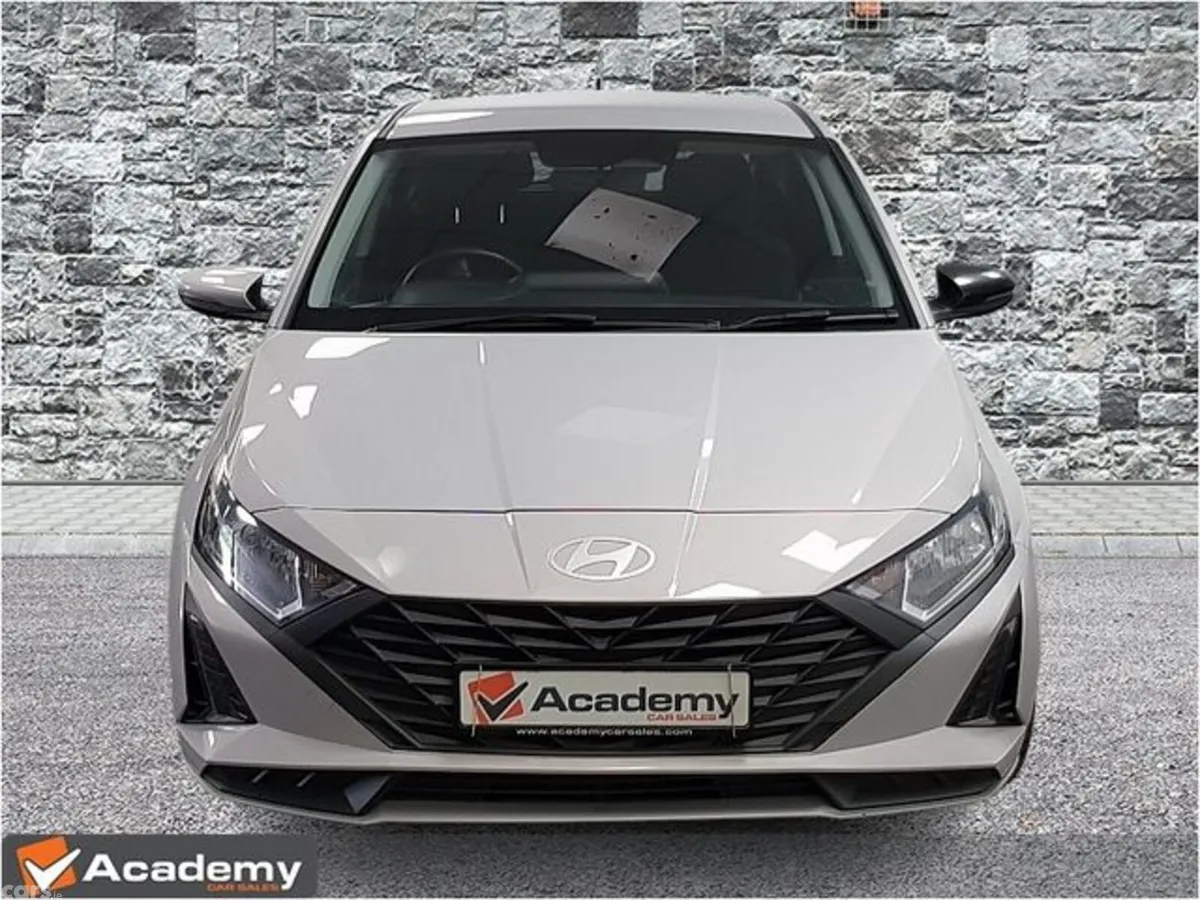 Hyundai i20 Hatchback, Petrol, 2024, Grey