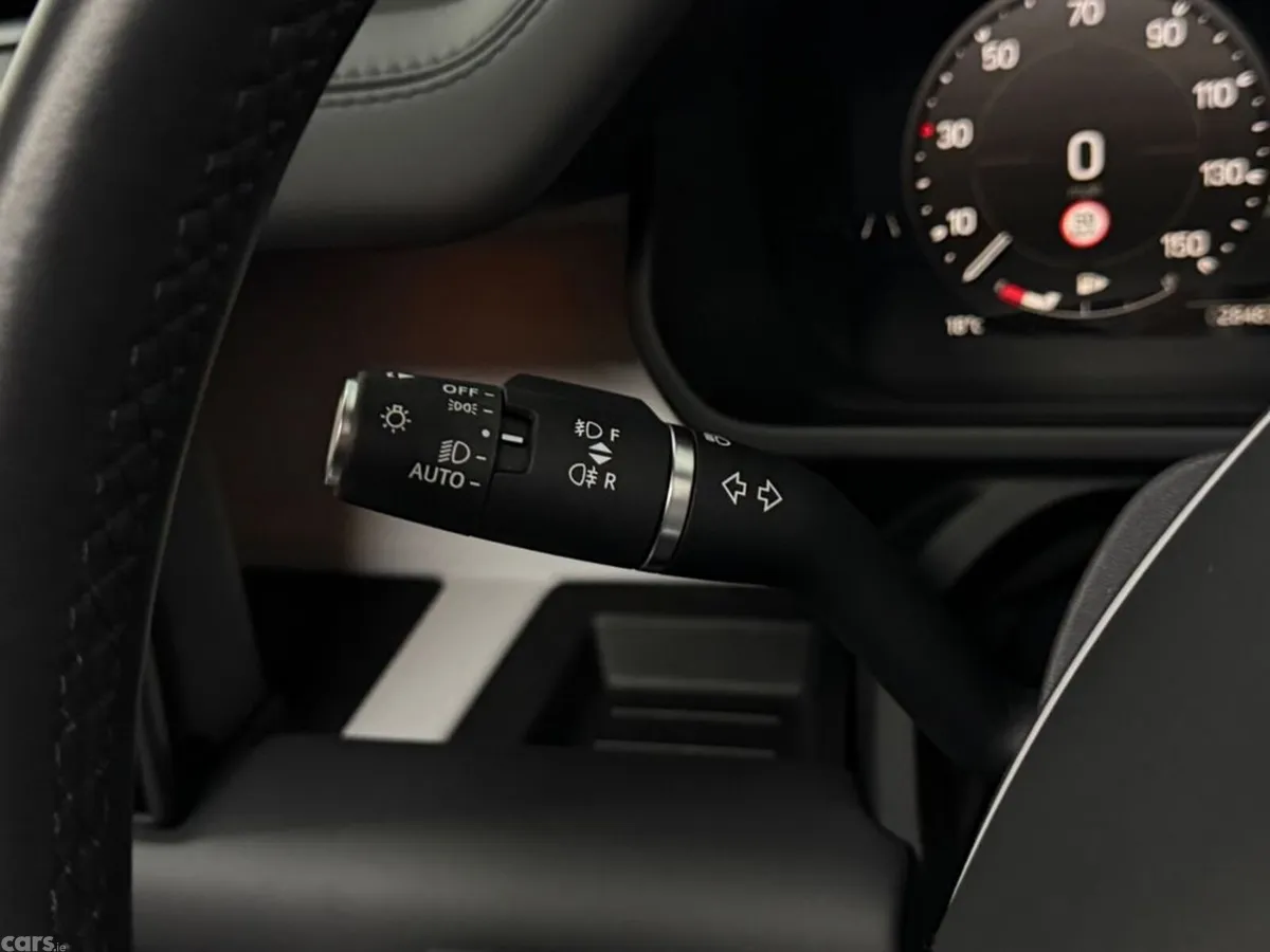 Land Rover Defender SUV, Petrol Plug-in Hybrid, 2025, Green