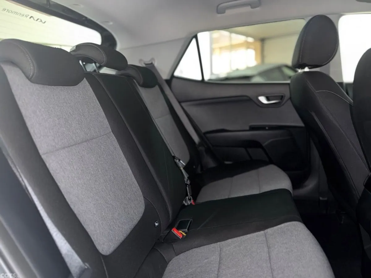 Kia Stonic Estate, Petrol Hybrid, 2026, Grey