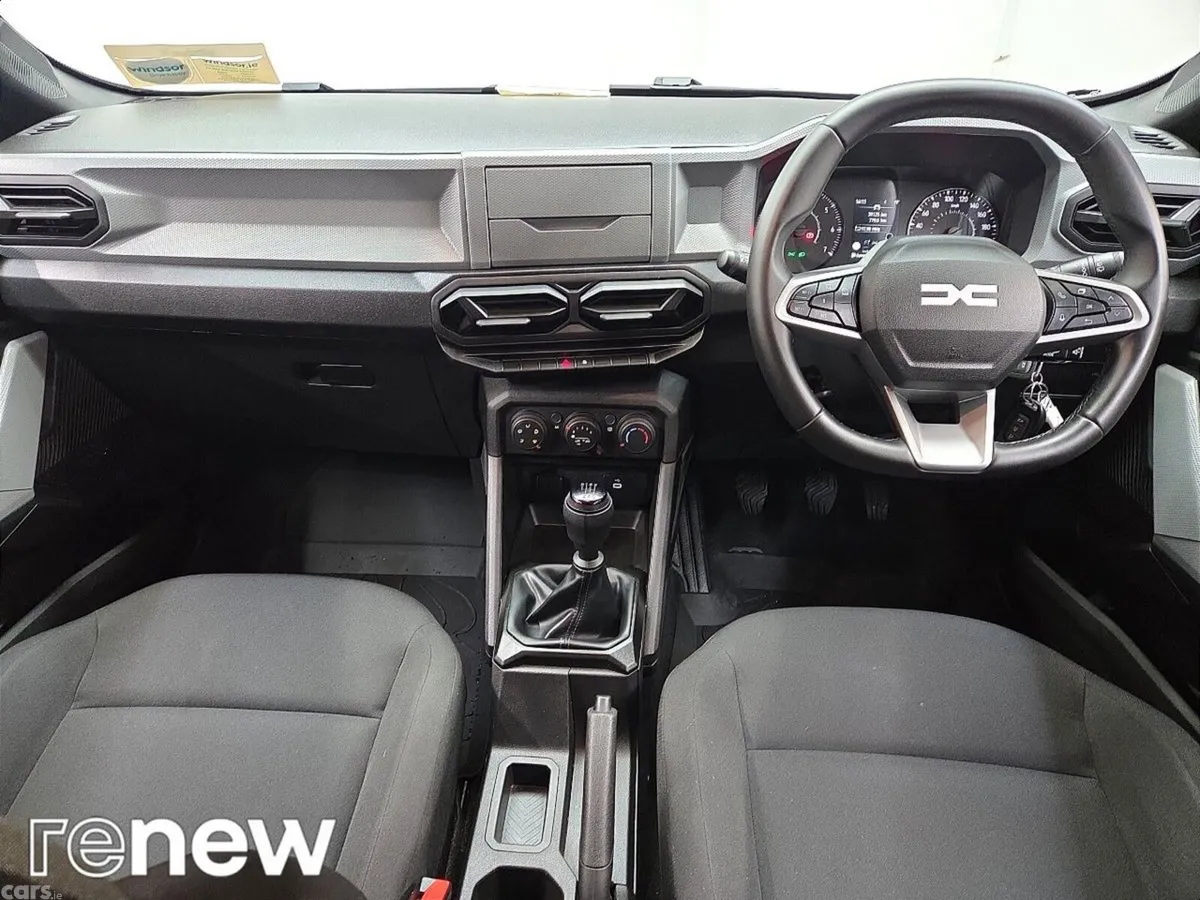 Dacia Duster SUV, Petrol, 2025, White