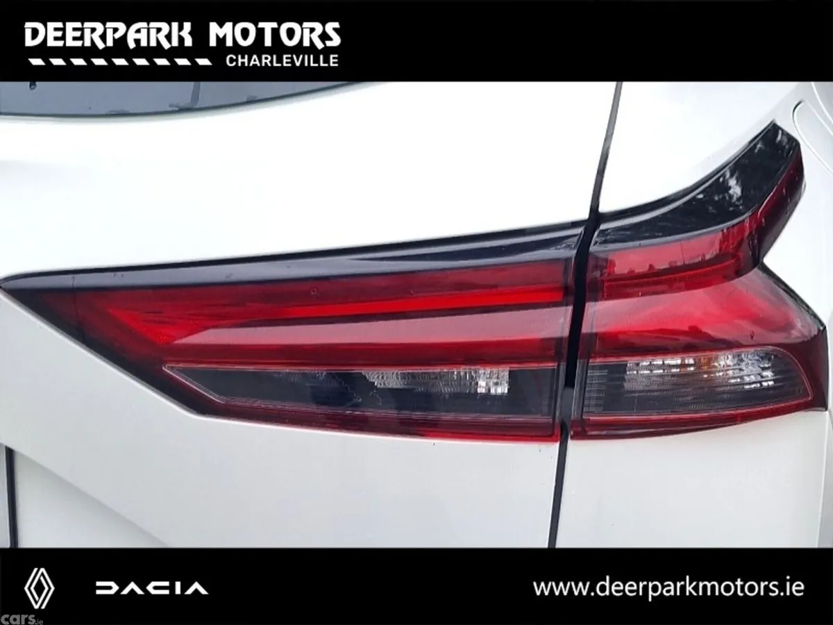 Nissan Qashqai MPV, Petrol, 2022, White
