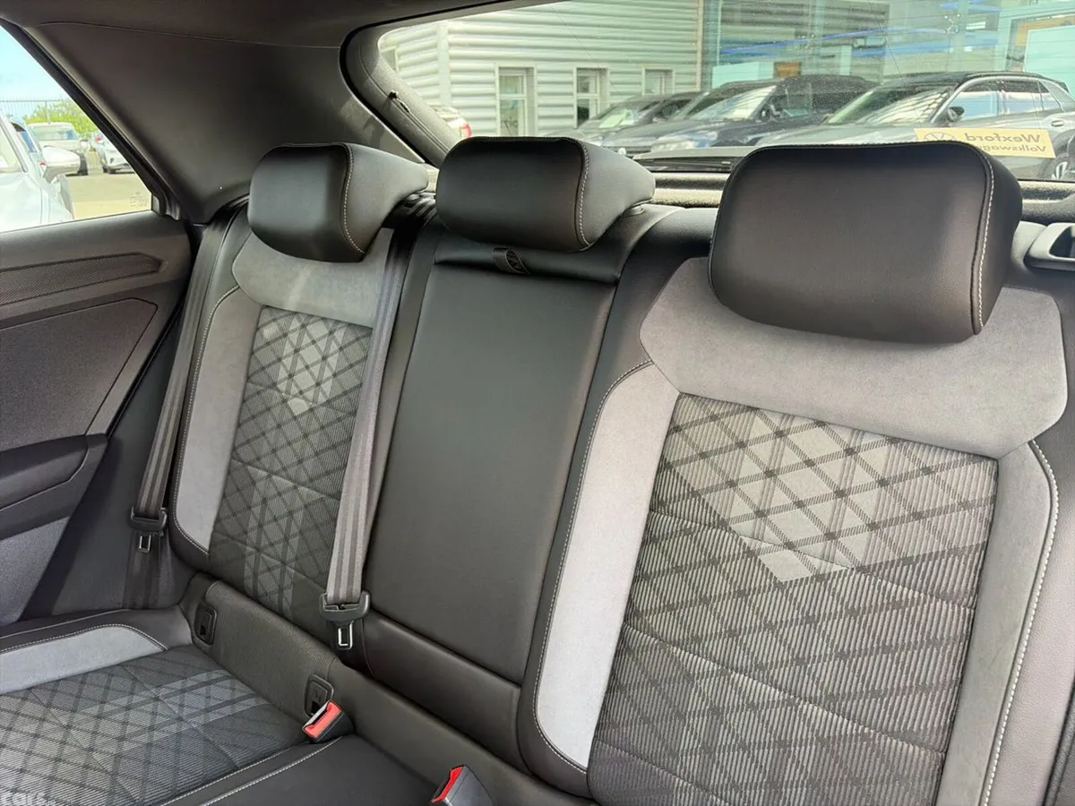 Volkswagen T-Roc SUV, Petrol, 2023, Grey
