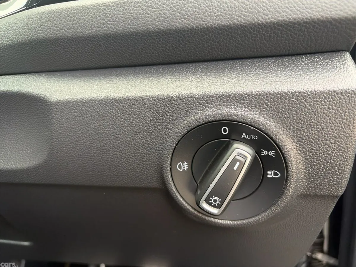 Volkswagen T-Roc SUV, Petrol, 2023, Grey