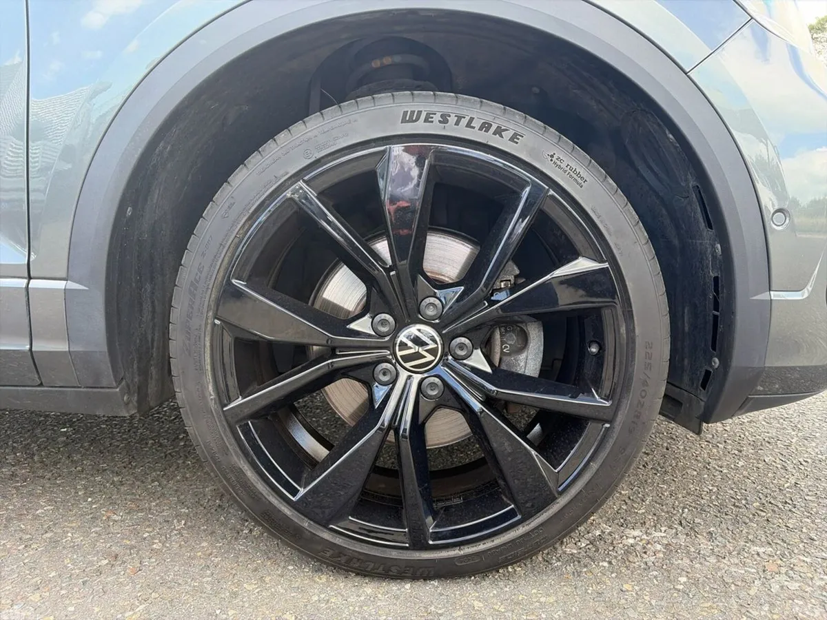 Volkswagen T-Roc SUV, Petrol, 2023, Grey