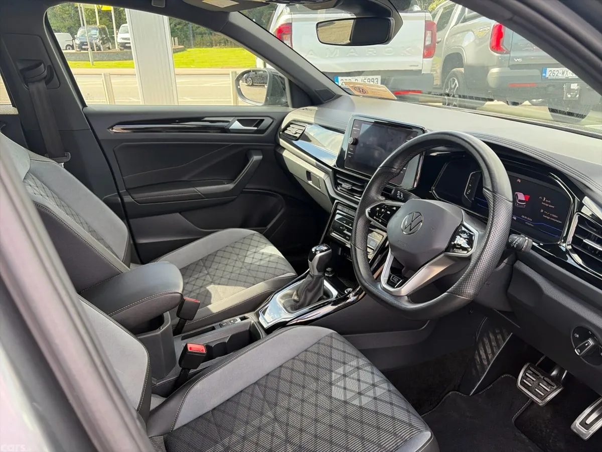 Volkswagen T-Roc SUV, Petrol, 2023, Grey