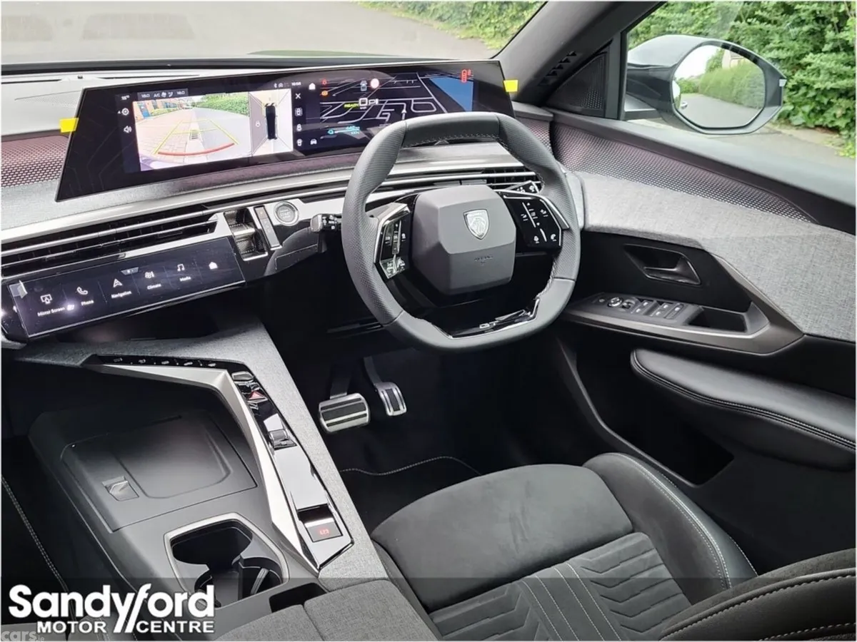 Peugeot 5008 SUV, Electric, 2026, Black