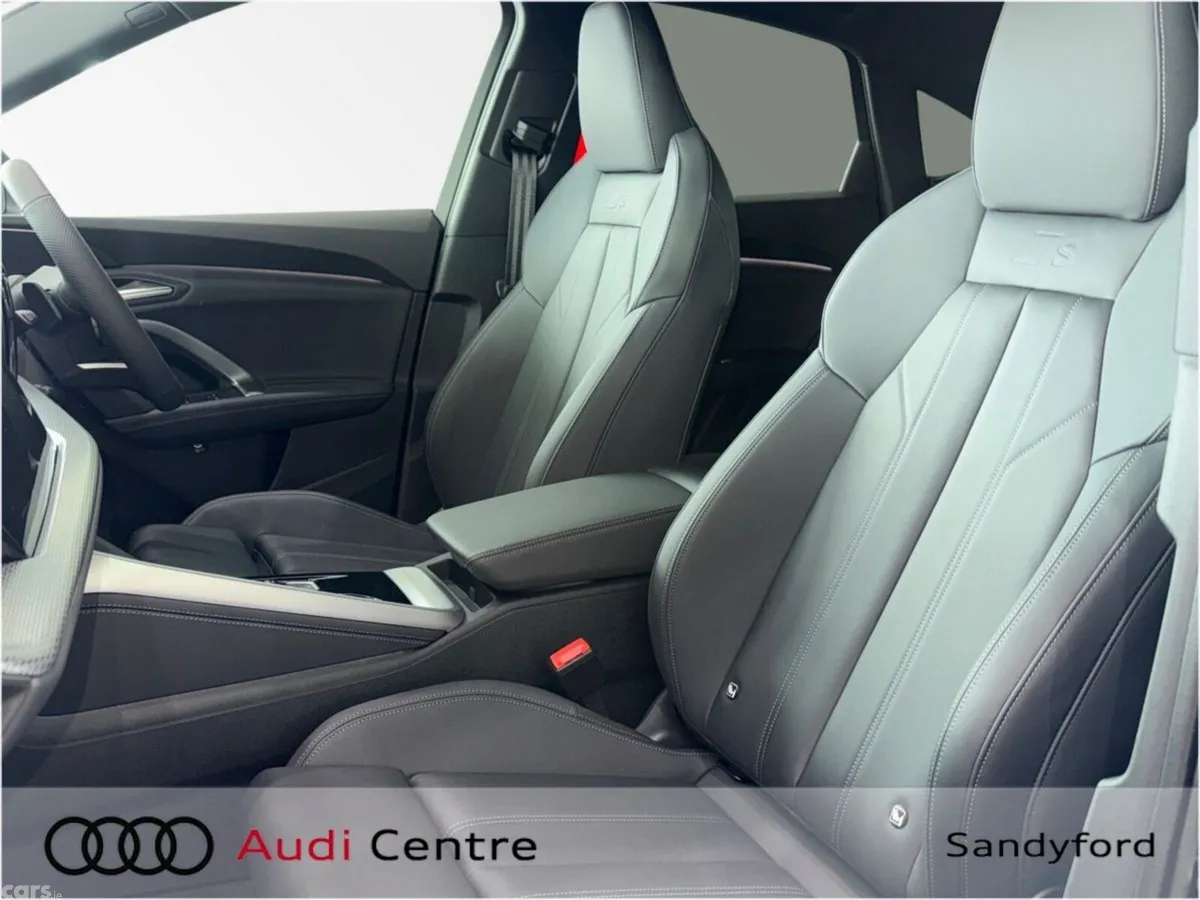 Audi Q5 Hatchback, Petrol Plug-in Hybrid, 2026, Black