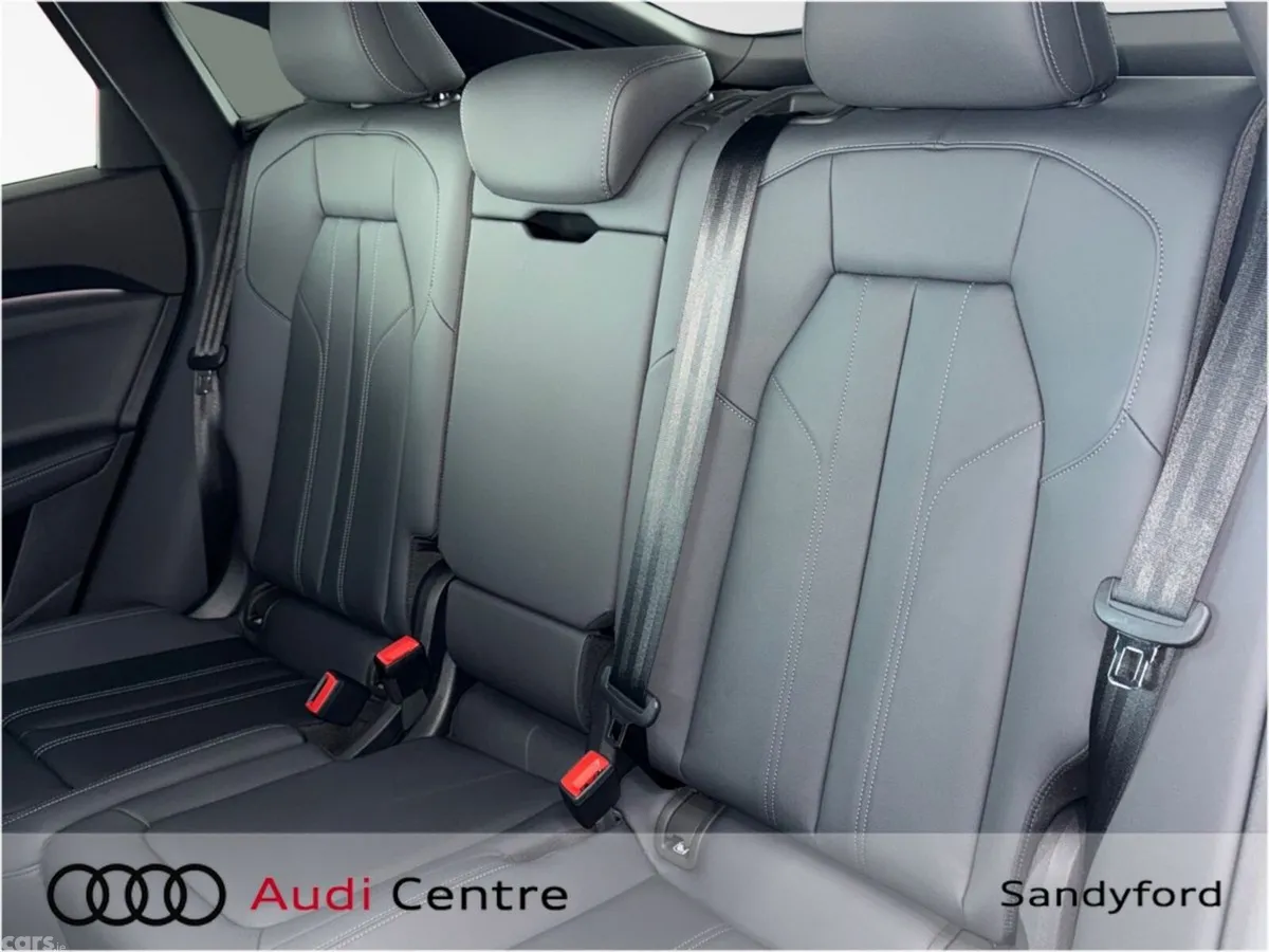 Audi Q5 Hatchback, Petrol Plug-in Hybrid, 2026, Black