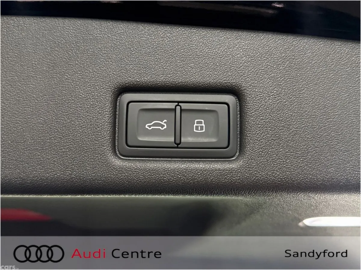 Audi Q5 Hatchback, Petrol Plug-in Hybrid, 2026, Black