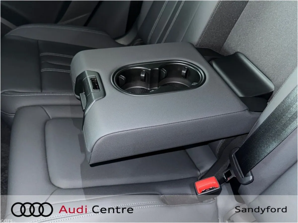 Audi Q5 Hatchback, Petrol Plug-in Hybrid, 2026, Black