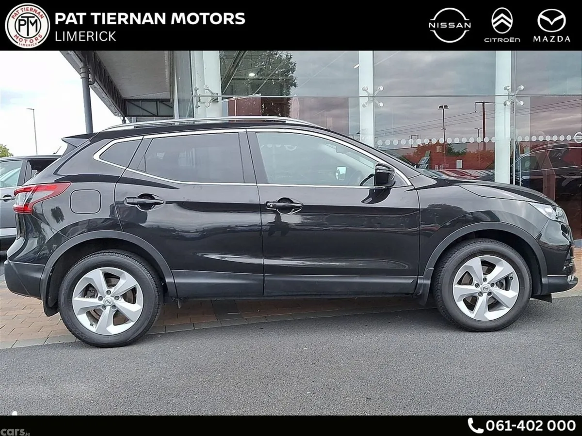 Nissan Qashqai MPV, Petrol, 2020, Black