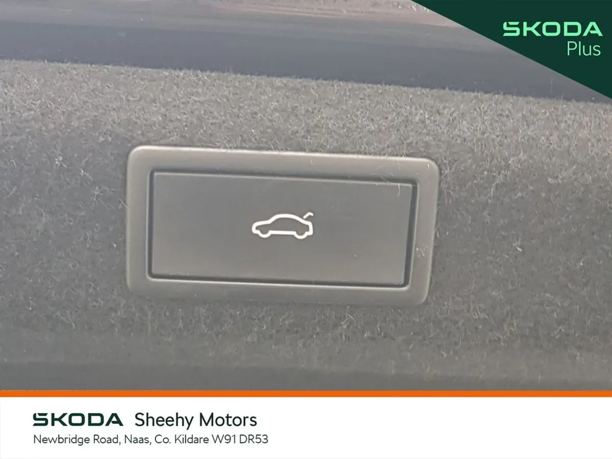 Skoda Superb Saloon, Diesel, 2024, Black