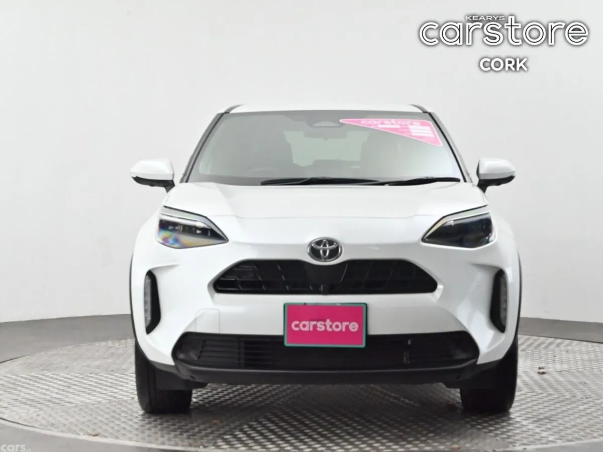 Toyota Yaris Cross SUV, Petrol Hybrid, 2025, White