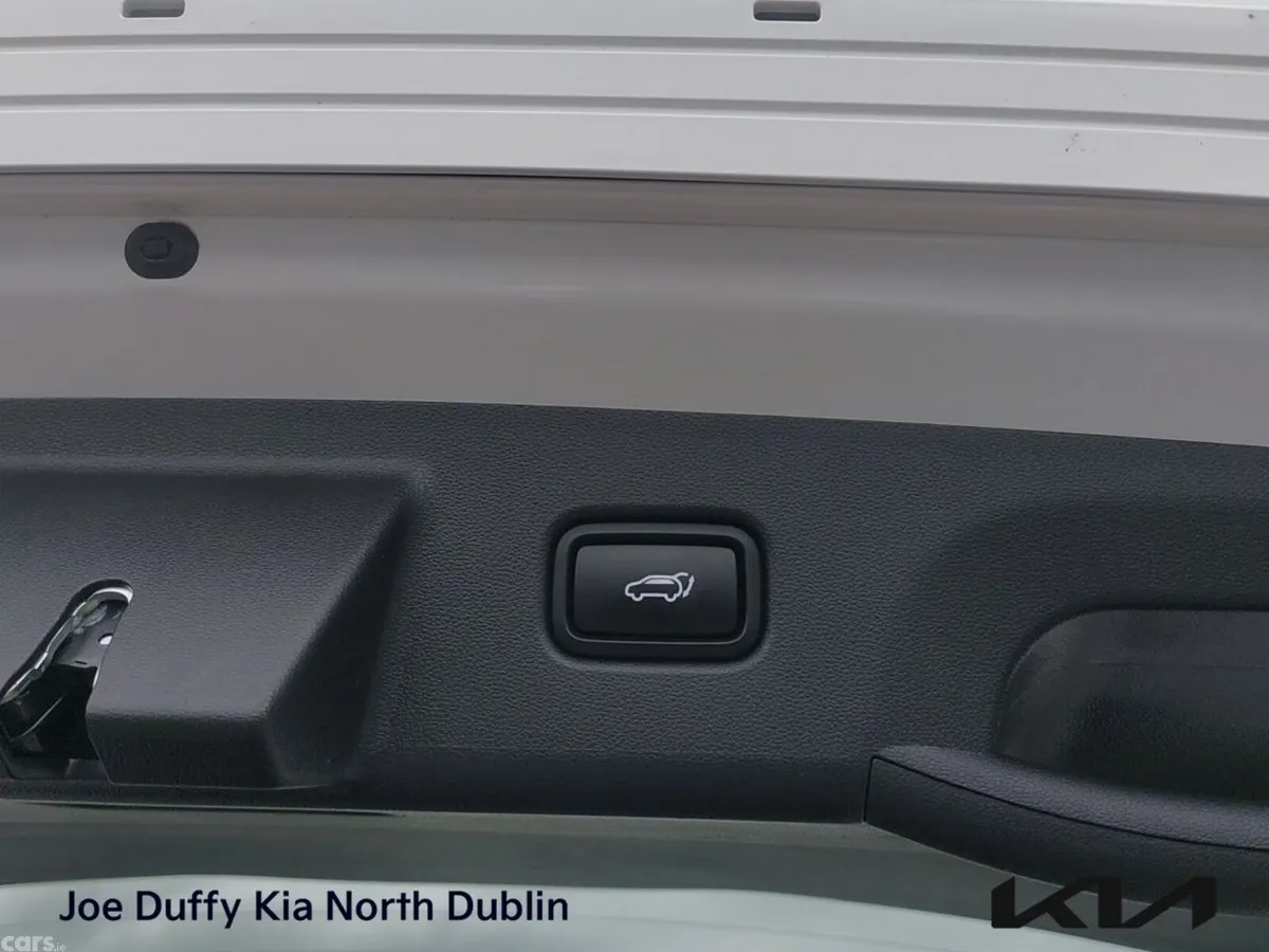 Hyundai Tucson SUV, Petrol Hybrid, 2024, White