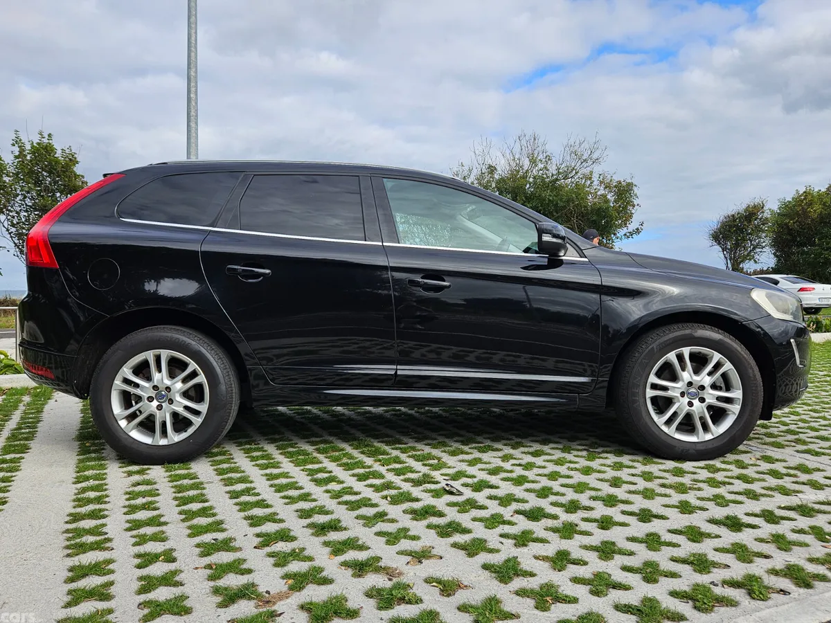 Volvo XC60 SUV, Diesel, 2016, Black