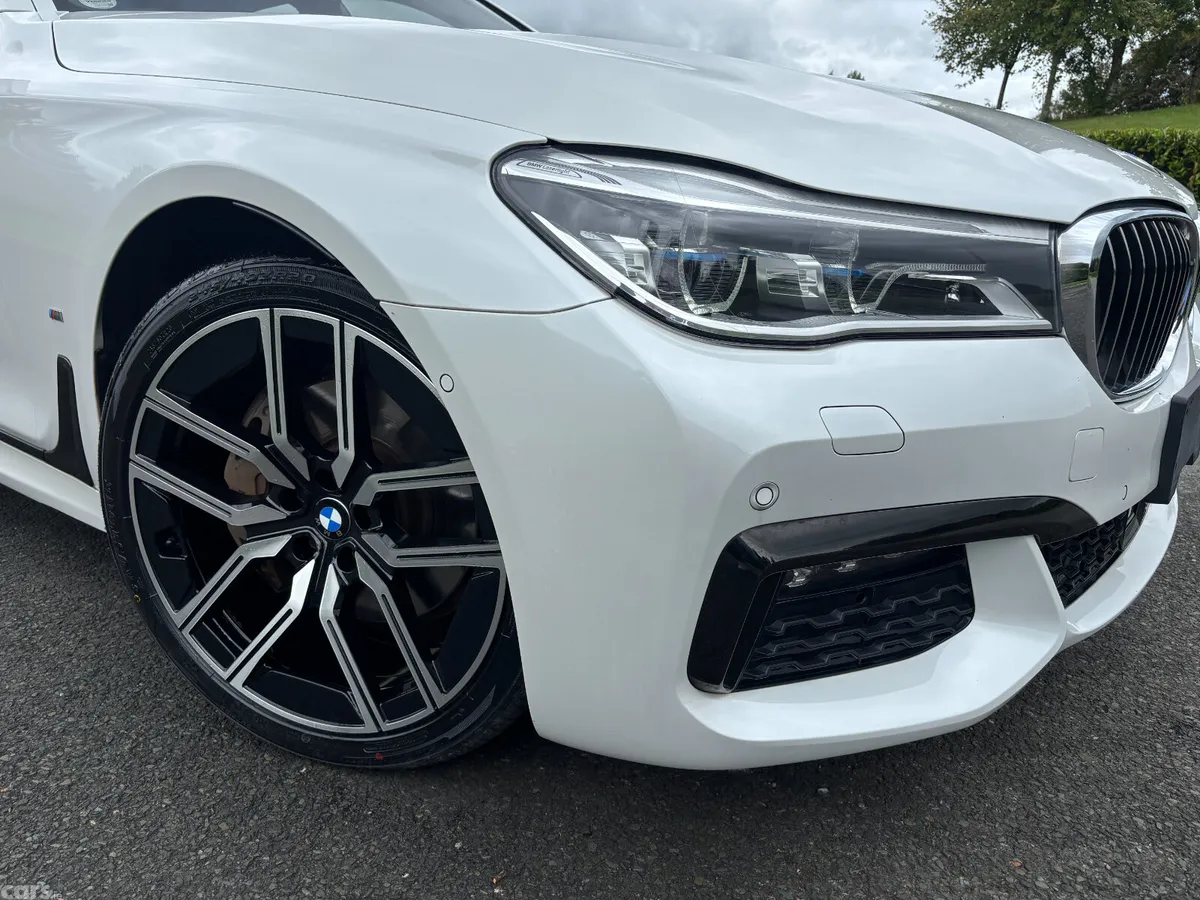 BMW 7-Series Saloon, Petrol Plug-in Hybrid, 2018, White