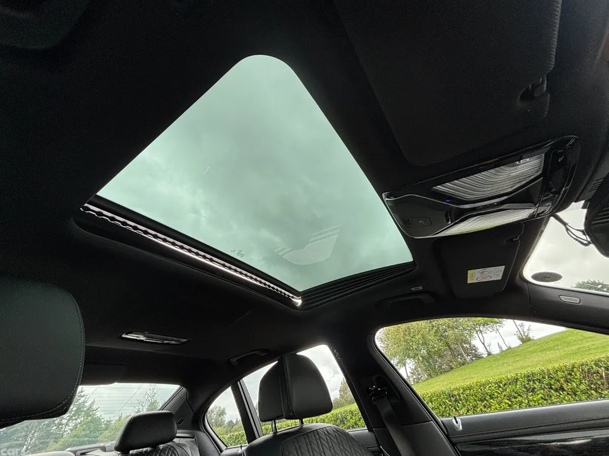 BMW 7-Series Saloon, Petrol Plug-in Hybrid, 2018, White