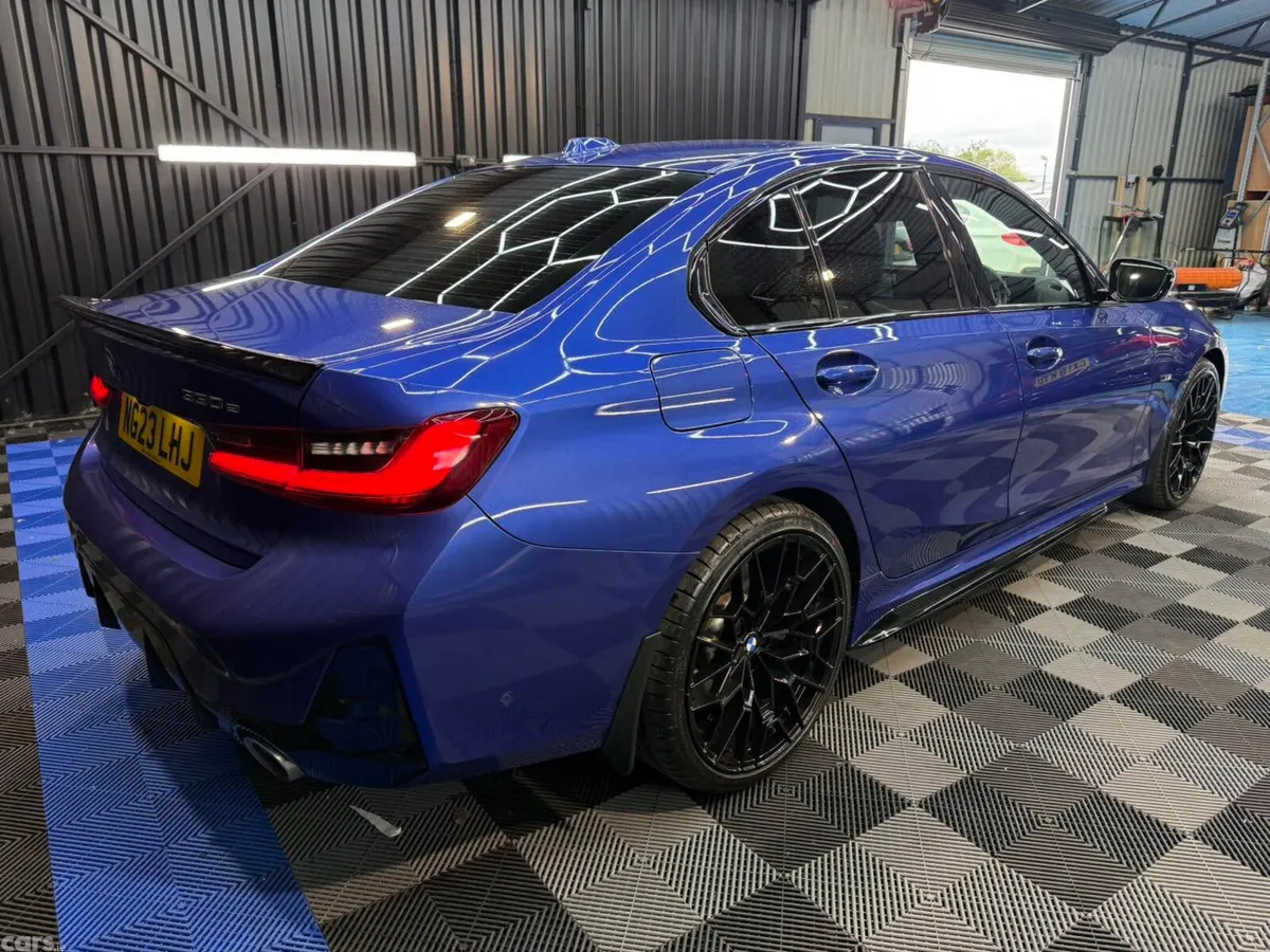 BMW 3-Series Saloon, Petrol Hybrid, 2023, Blue