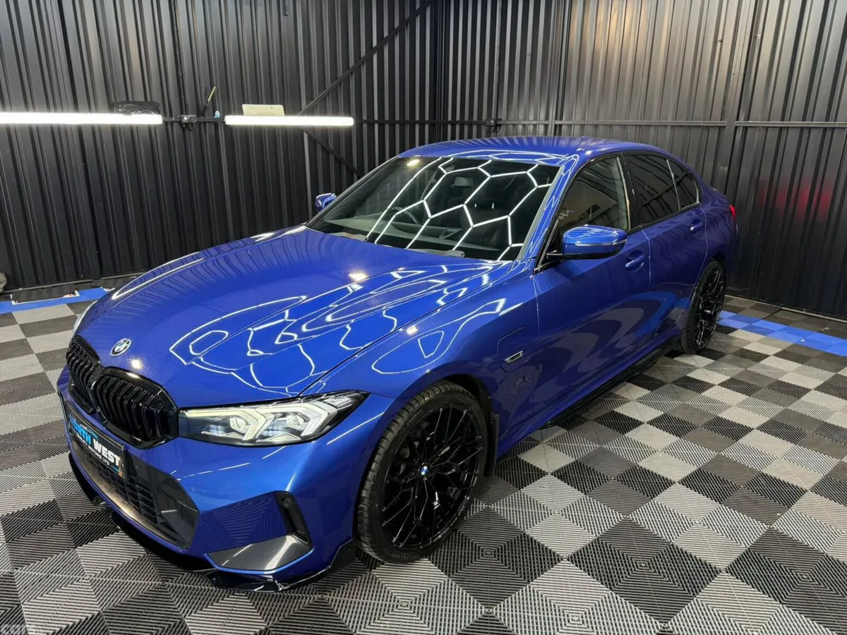 BMW 3-Series Saloon, Petrol Hybrid, 2023, Blue