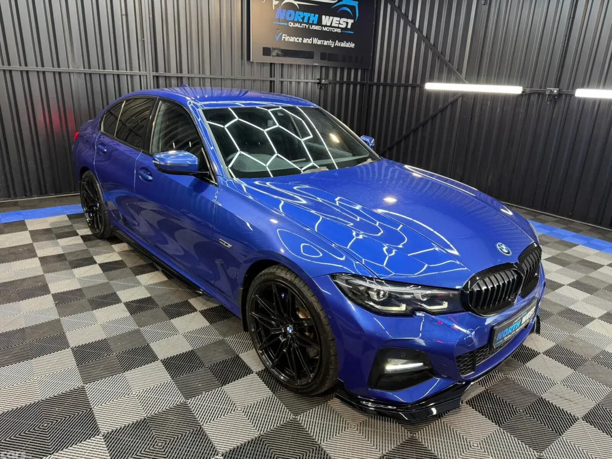 BMW 3-Series Saloon, Petrol Hybrid, 2022, Blue