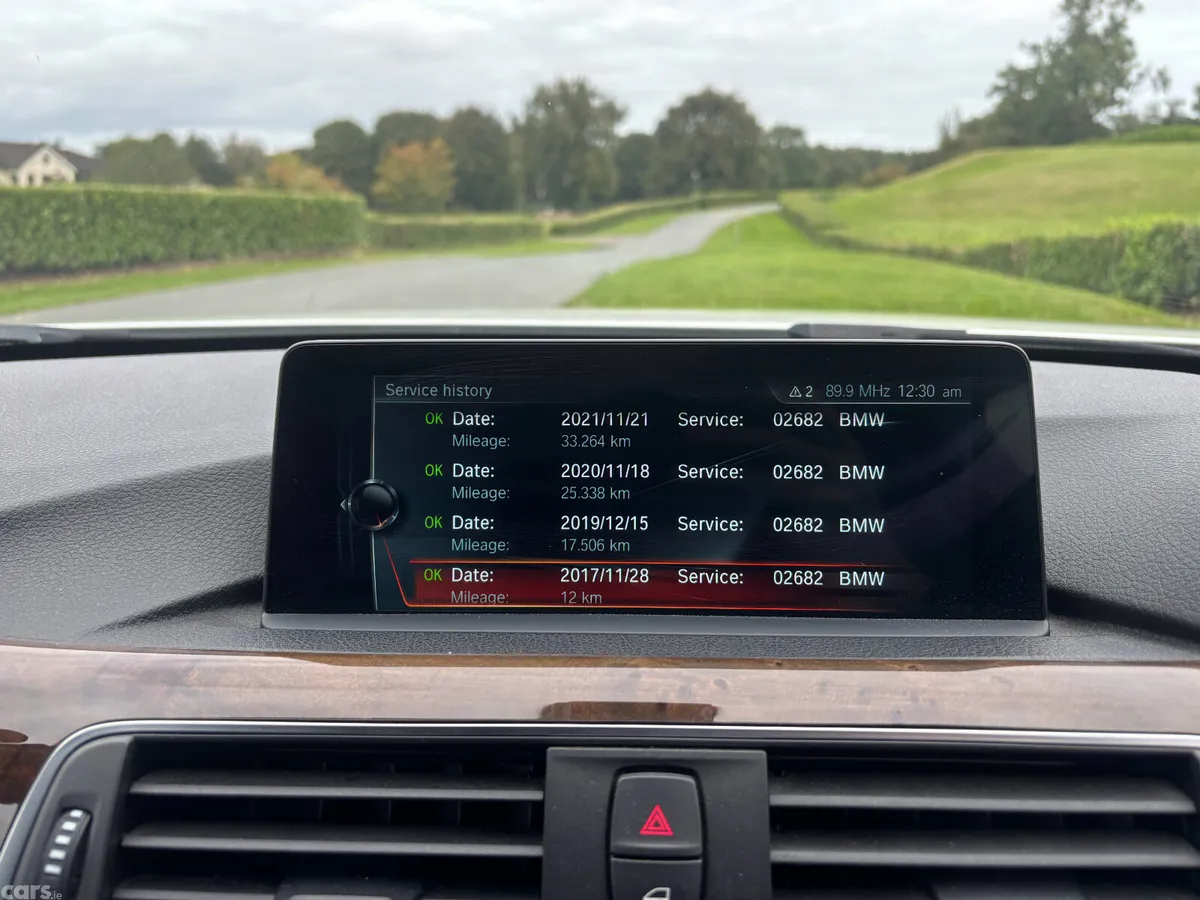 BMW 3-Series Estate, Petrol, 2017, White