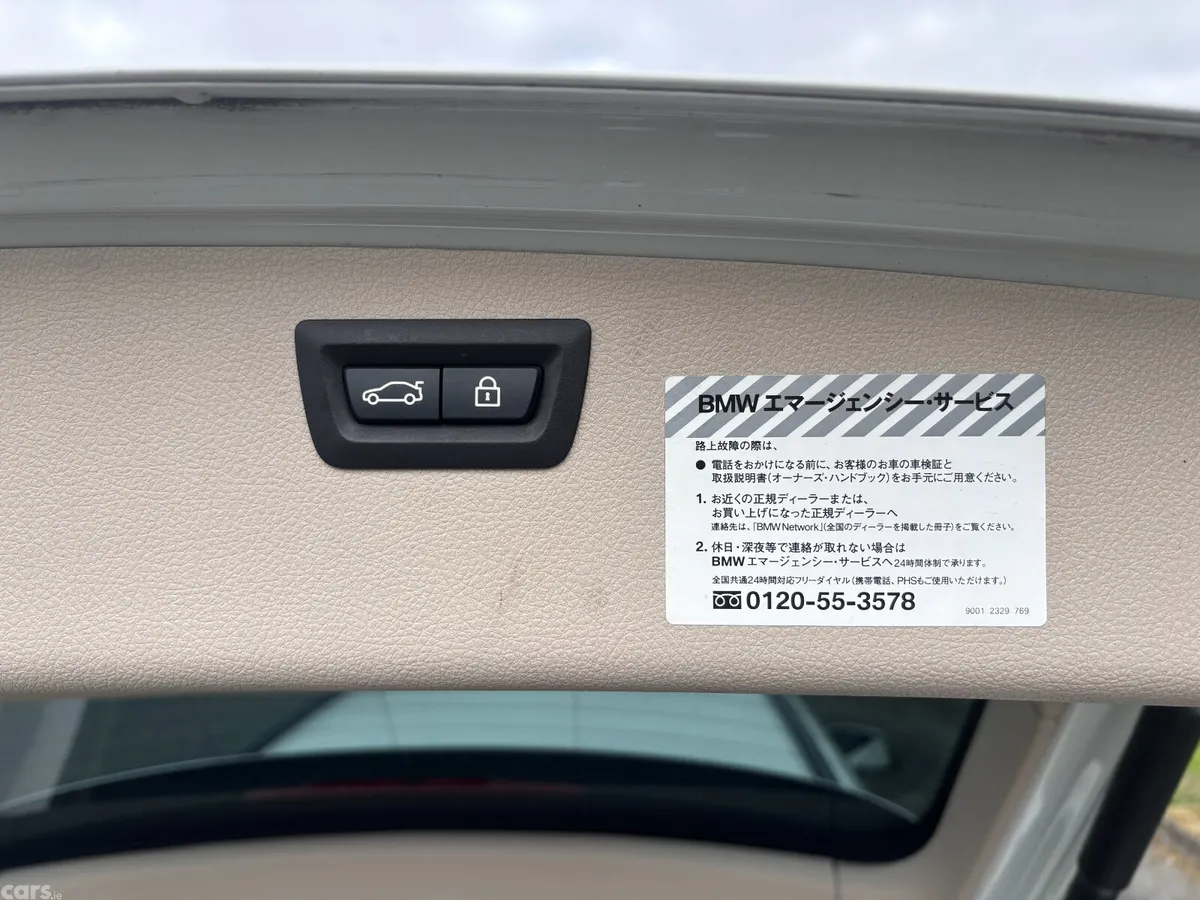 BMW 3-Series Estate, Petrol, 2017, White