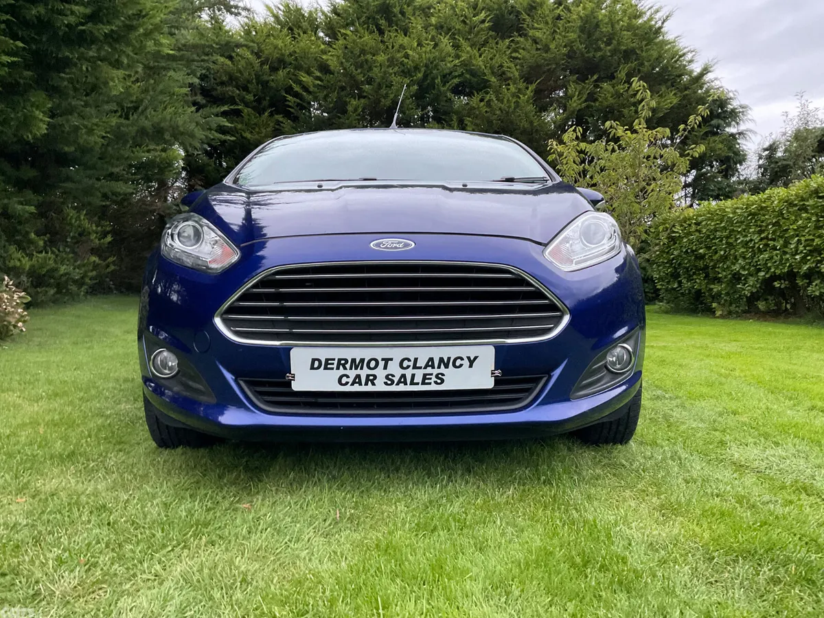 Ford Fiesta Hatchback, Petrol, 2017, Blue