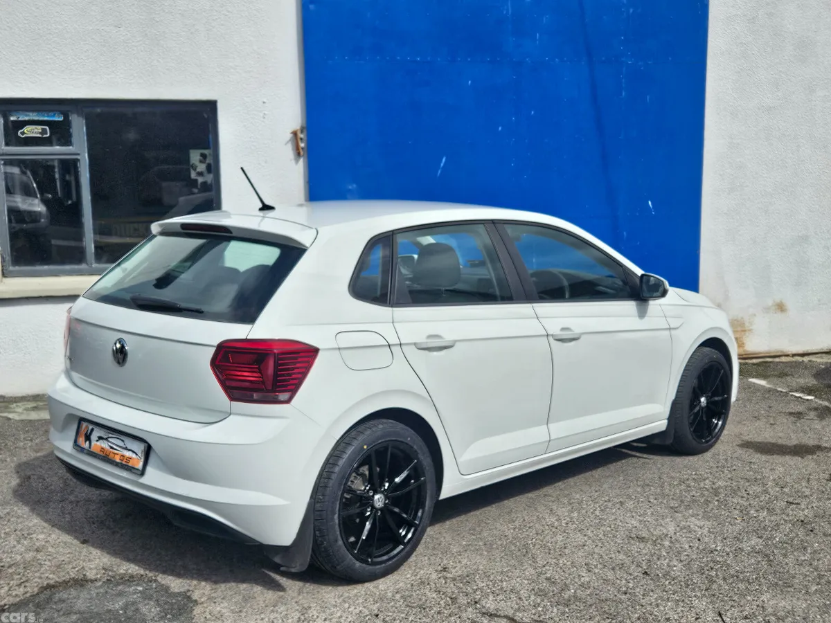 Volkswagen Polo Hatchback, Petrol, 2018, White
