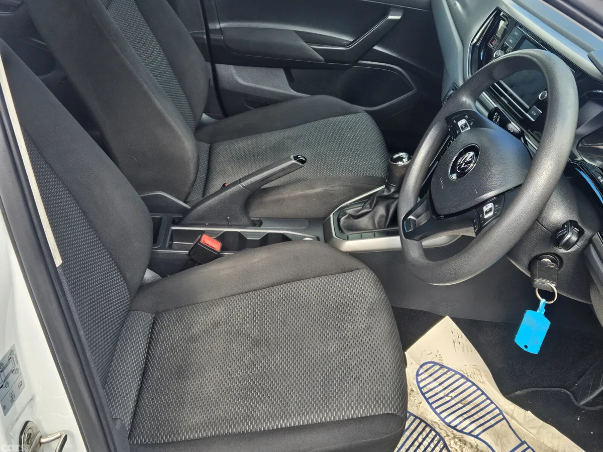 Volkswagen Polo Hatchback, Petrol, 2018, White