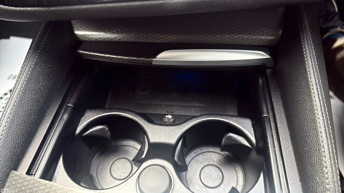 BMW 5-Series Saloon, Petrol Plug-in Hybrid, 2022, Grey