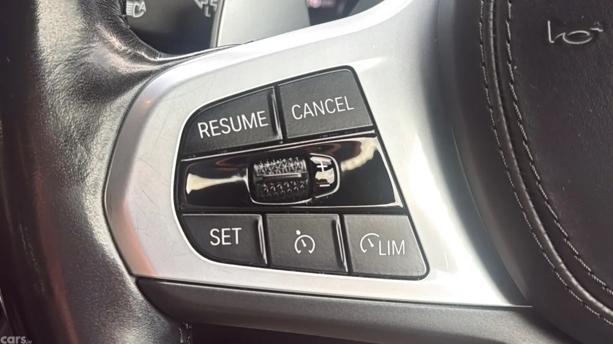 BMW 5-Series Saloon, Petrol Plug-in Hybrid, 2022, Grey