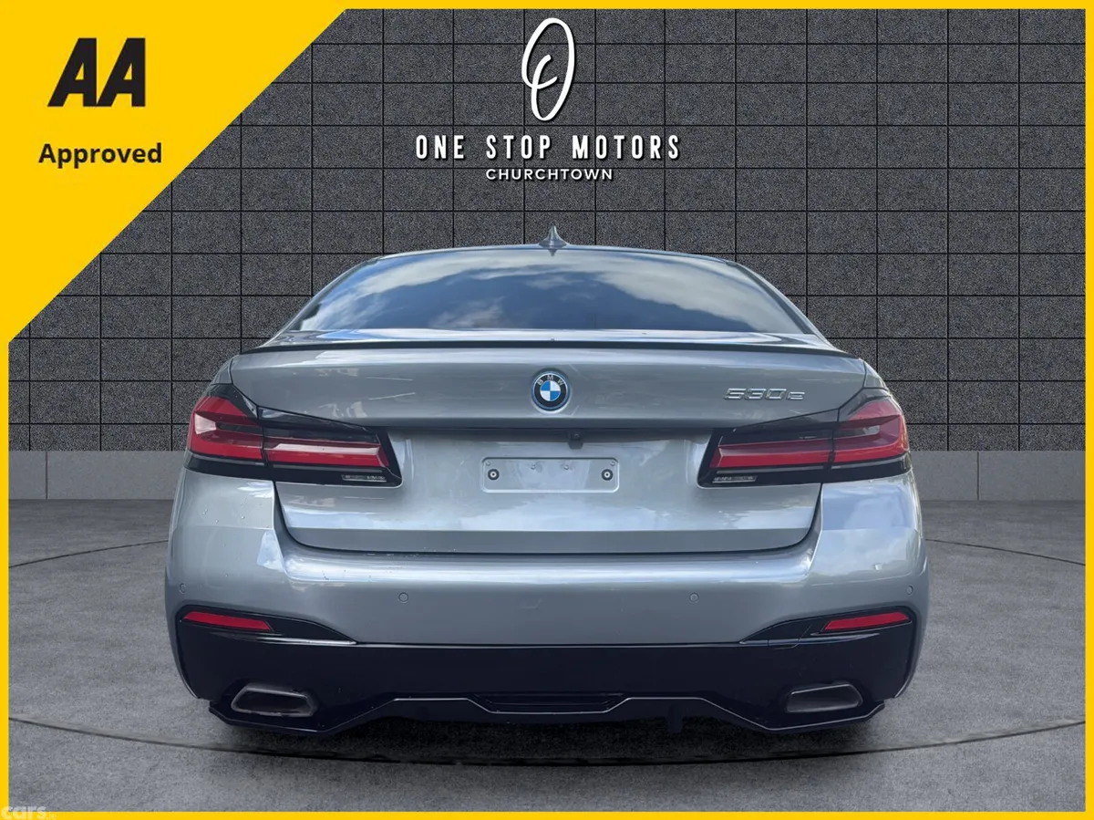BMW 5-Series Saloon, Petrol Plug-in Hybrid, 2022, Grey