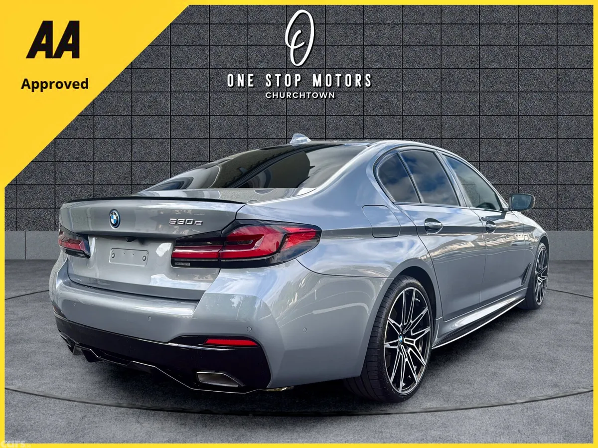 BMW 5-Series Saloon, Petrol Plug-in Hybrid, 2022, Grey