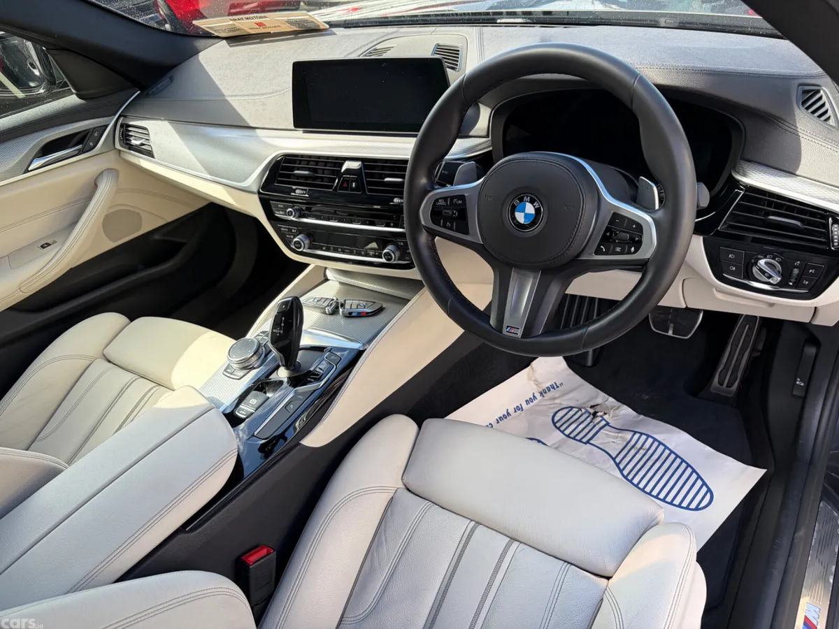 BMW 5-Series Saloon, Petrol Plug-in Hybrid, 2020, Grey