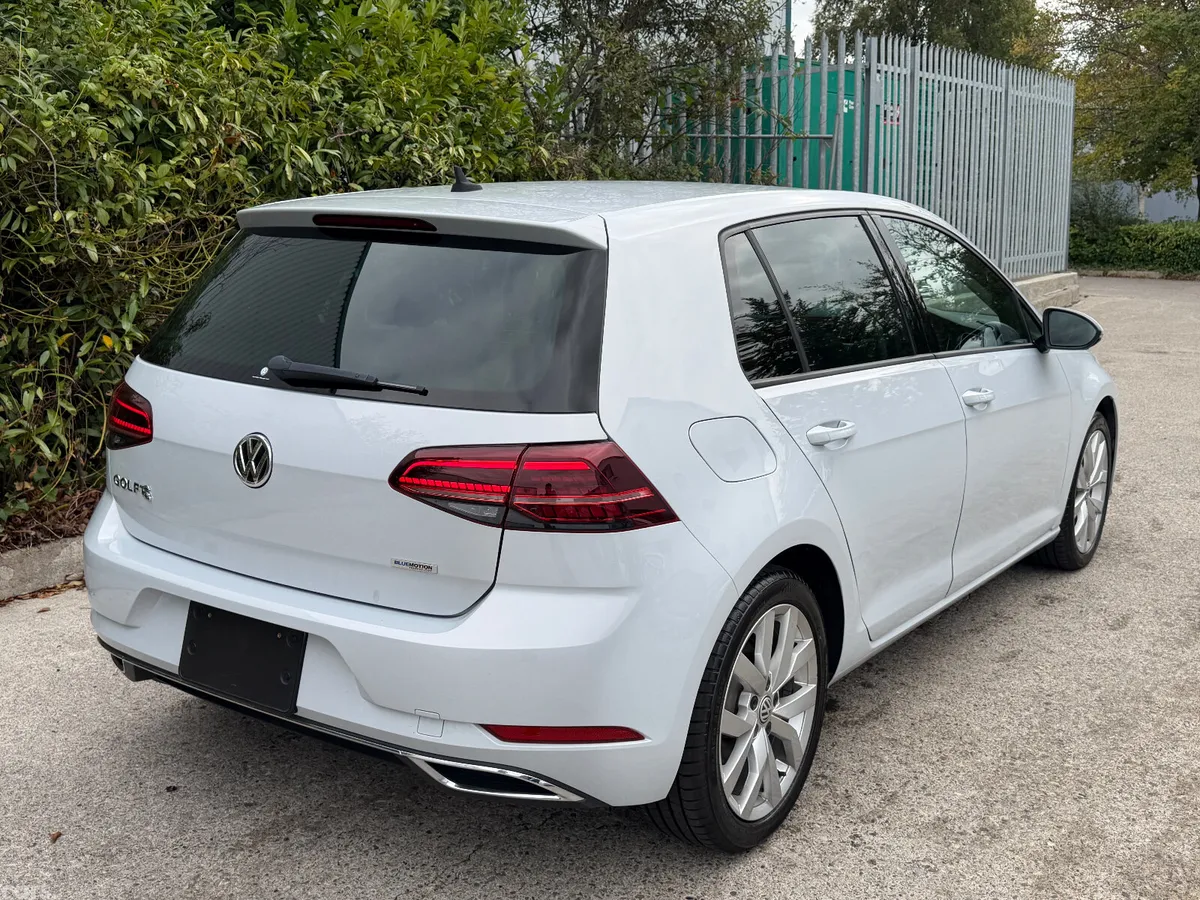 Volkswagen Golf Hatchback, Petrol, 2018, White