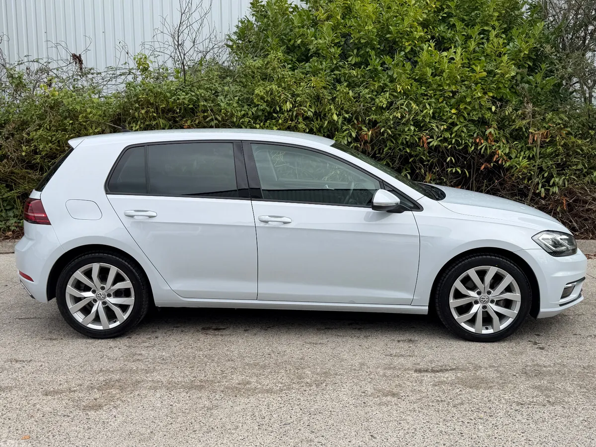 Volkswagen Golf Hatchback, Petrol, 2018, White